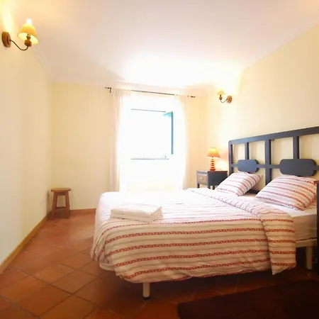 Laura House Baleal