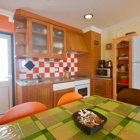 Laura House * Baleal